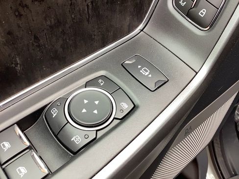 New 2025 Ford F350 Lariat w/ Lariat Ultimate Package image 22