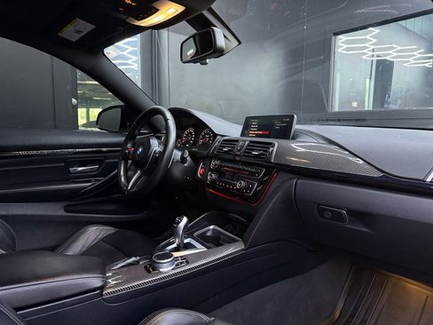 Used 2018 BMW M4 Coupe RWD image 21