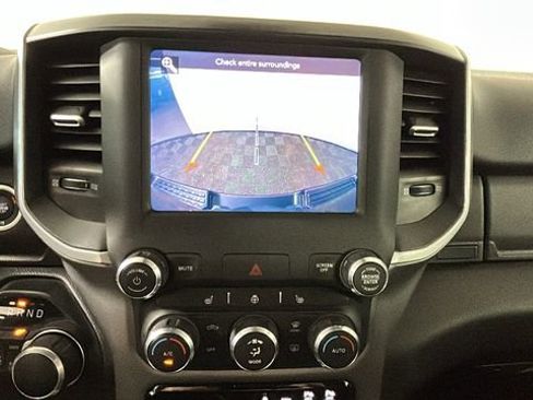 Used 2020 RAM 1500 Big Horn AWD/4WD image 25