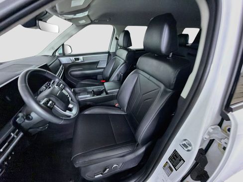 Used 2025 Hyundai Santa Fe SEL FWD image 13