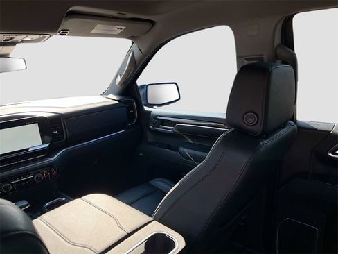 Used 2023 Chevrolet Silverado 1500 RST image 20