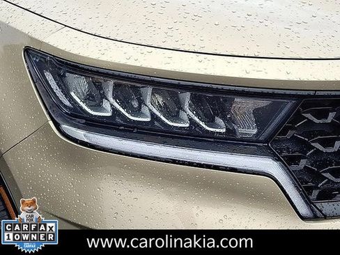 Used 2021 Kia Sorento S image 9