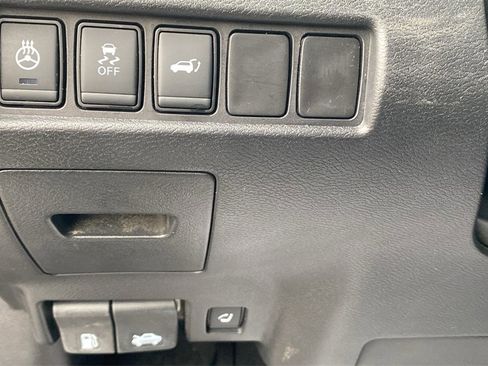 Used 2018 Nissan Murano Platinum w/ Cargo Package image 30