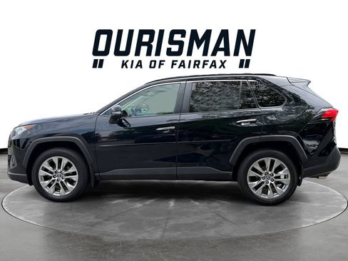 Used 2019 Toyota RAV4 Limited w/ Advanced Technology Package AWD/4WD image 4