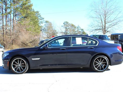 Used 2012 BMW 740i image 4
