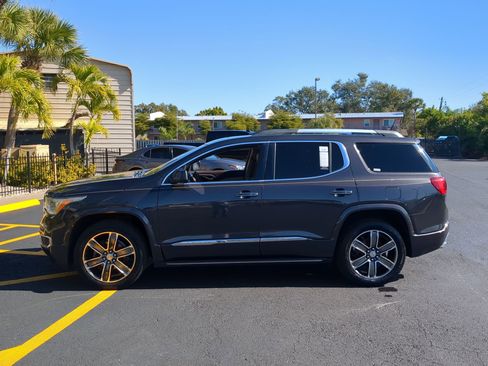 Used 2017 GMC Acadia Denali w/ Technology Package image 9