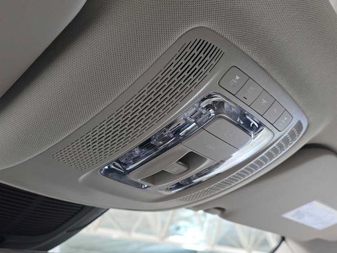 Used 2026 Mercedes-Benz GLS 450 4MATIC image 35