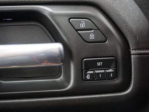 Used 2021 Chevrolet Silverado 1500 High Country image 11