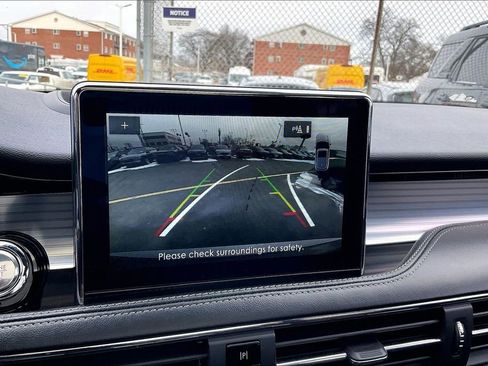 Used 2022 Lincoln Corsair AWD w/ Premium Package image 19