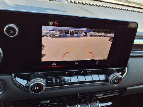 New 2026 GMC Canyon Elevation w/ Convenience Package image 4