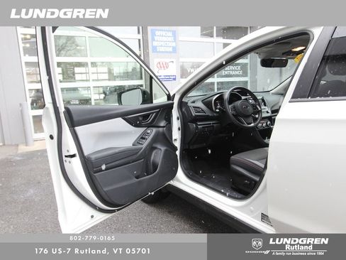 Used 2023 Subaru Crosstrek 2.0i Premium image 10