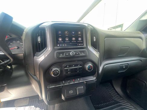 Used 2020 Chevrolet Silverado 1500 Custom Trail Boss w/ Custom Convenience Package AWD/4WD image 13