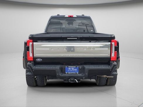 Certified 2024 Ford F450 Limited image 26