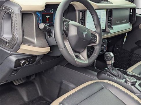 New 2025 Ford Bronco Big Bend image 3