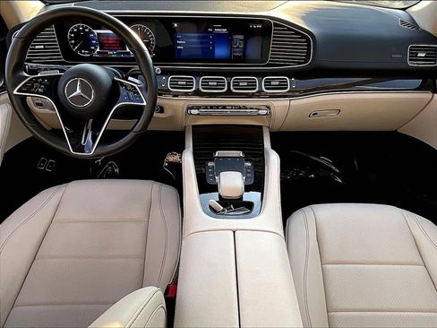 Used 2024 Mercedes-Benz GLE 450e 4MATIC image 7