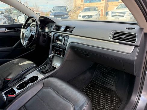Used 2014 Volkswagen Passat TDI SE image 29