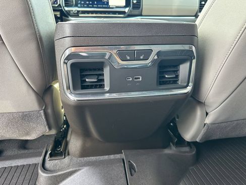 Used 2024 Chevrolet Silverado 1500 LTZ w/ LTZ Premium Package AWD/4WD image 23