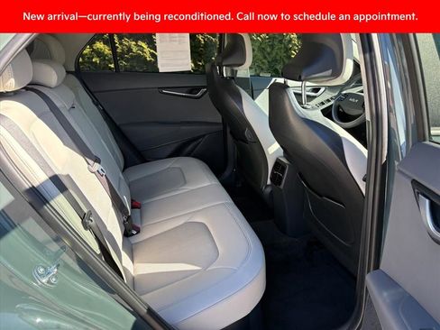 Used 2025 Kia Niro EX image 22