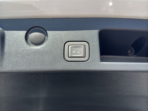 Used 2026 GMC Terrain AT4 w/ Convenience Package III image 14