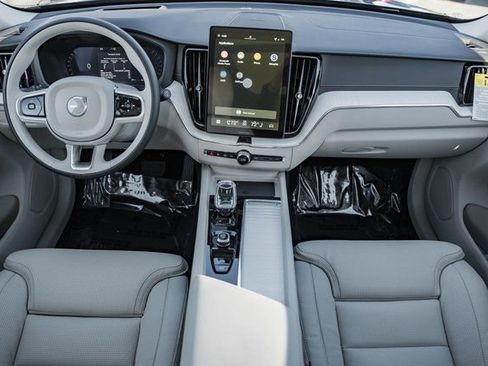 New 2026 Volvo XC60 B5 Ultra w/ Protection Package Premier image 20
