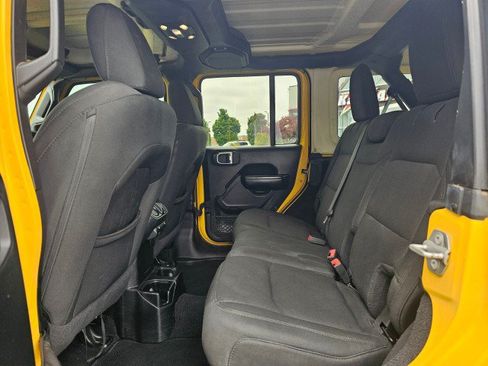 Used 2020 Jeep Wrangler Unlimited Sport S AWD/4WD image 19