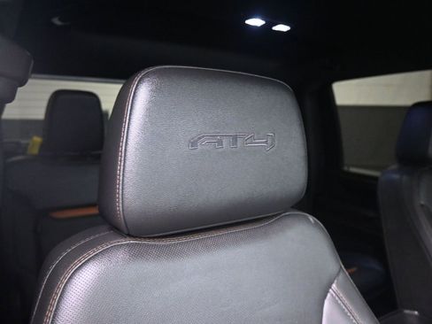 Used 2024 GMC Sierra 2500 AT4 w/ AT4 Preferred Package image 14