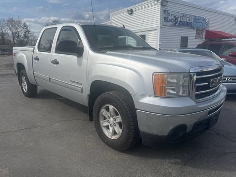 Used 2012 GMC Sierra 1500 SLE w/ Power Tech Package AWD/4WD image 4