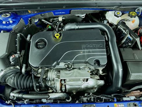 Used 2023 Chevrolet Malibu LS image 36