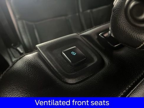 Used 2020 Ford Explorer Limited image 33