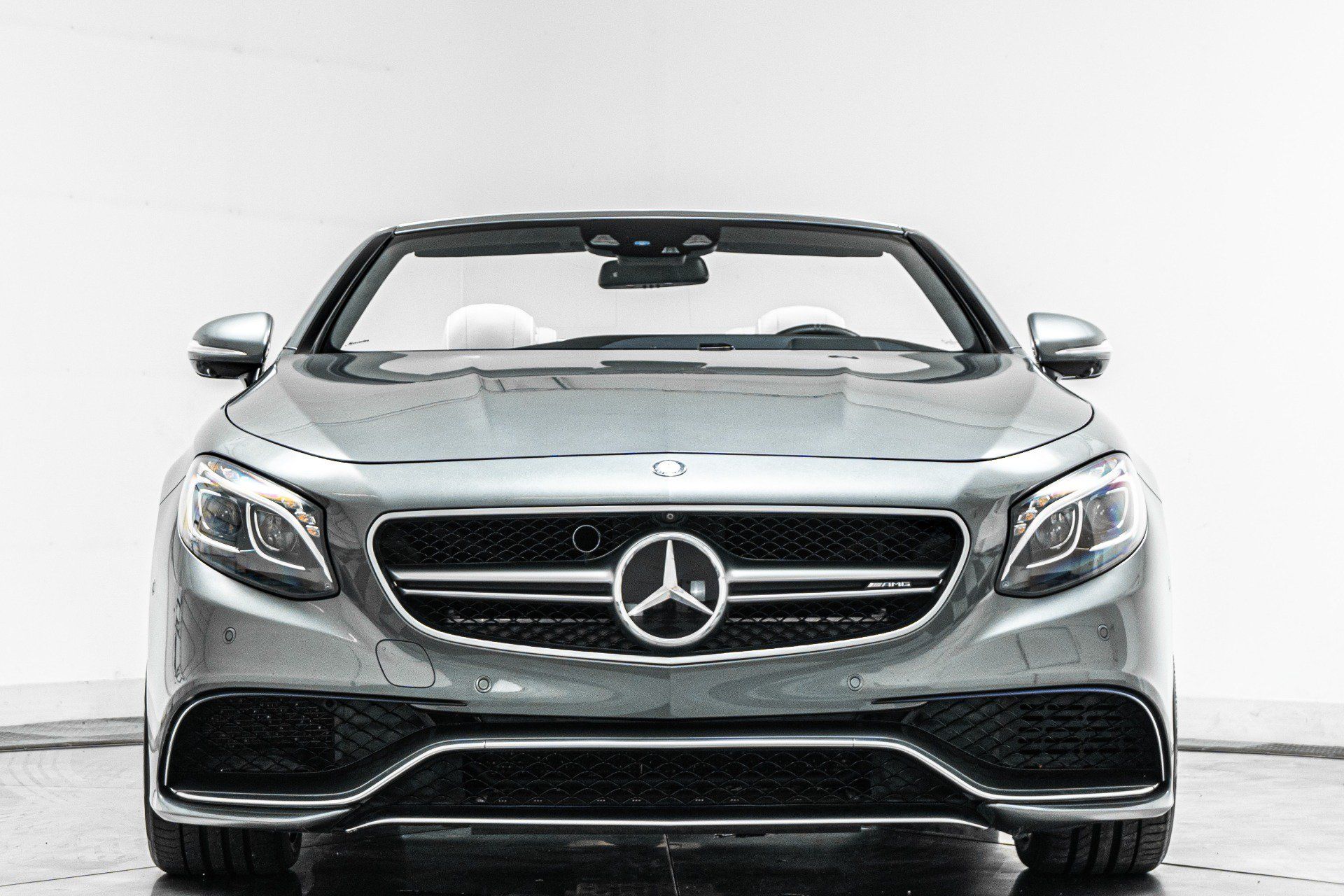 Used 2017 Mercedes-Benz S 63 AMG 4MATIC Cabriolet image 4