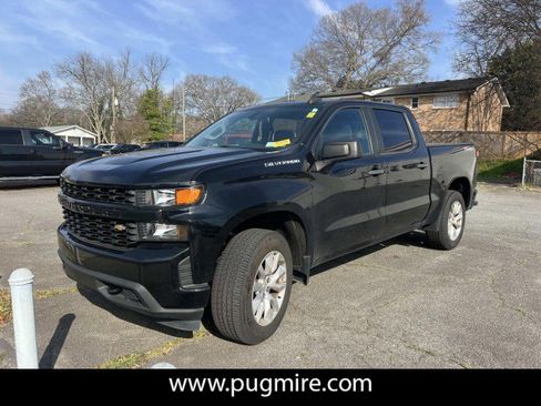 Used 2020 Chevrolet Silverado 1500 Custom w/ Custom Convenience Package image 3