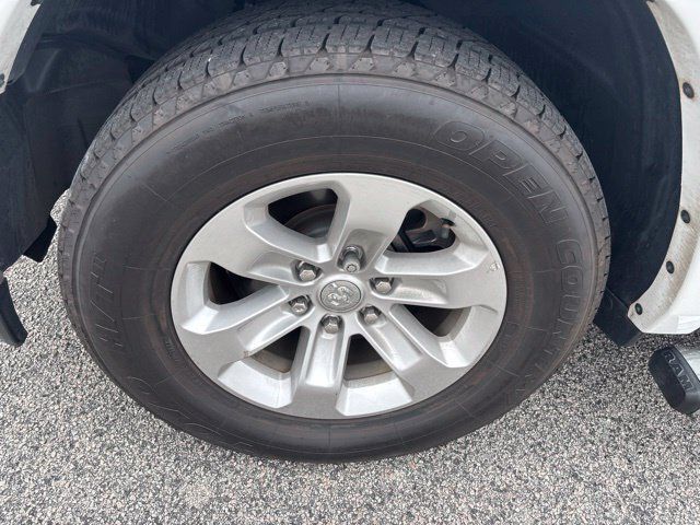 Used 2021 RAM 1500 Laramie RWD image 3