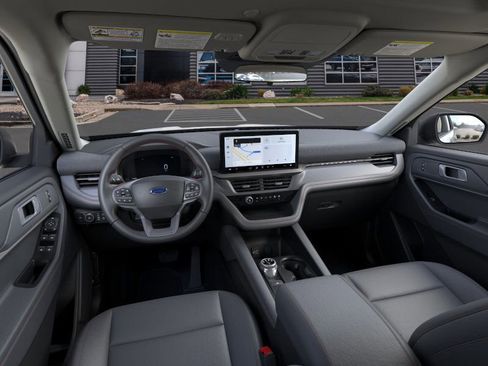 New 2026 Ford Explorer Active w/ Active Comfort Package image 9
