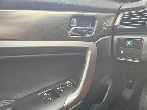 Used 2017 Honda Accord EX-L image 30