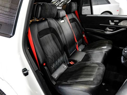 Used 2023 Mercedes-Benz GLS 63 AMG 4MATIC image 33