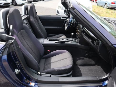 Used 2007 MAZDA MX-5 Miata Touring RWD image 13