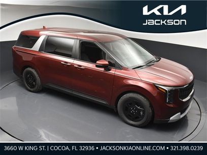 Certified 2025 Kia Carnival