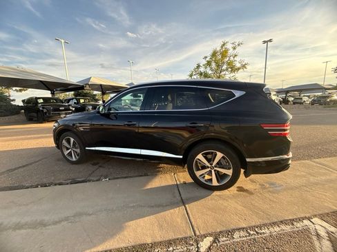 Used 2023 Genesis GV80 2.5T w/ Prestige 20" Package AWD/4WD image 5