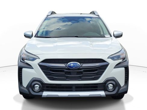 Used 2023 Subaru Outback Touring image 2