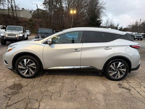 Used 2017 Nissan Murano Platinum w/ Platinum Technology Package FWD image 12