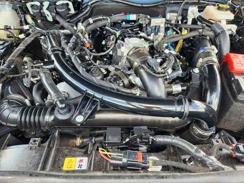 Used 2024 Ford Bronco Badlands image 30