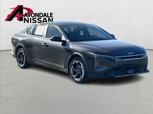 Used 2025 Kia K4 EX image 8