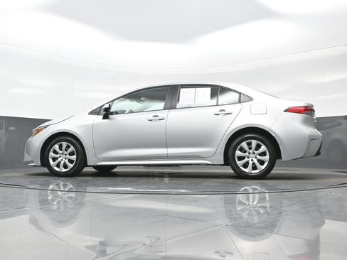 Used 2024 Toyota Corolla LE FWD image 26