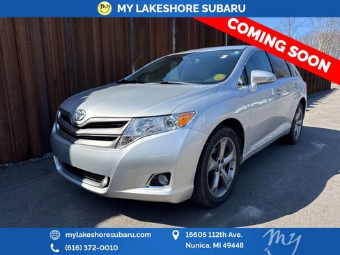 Used 2014 Toyota Venza XLE image 3