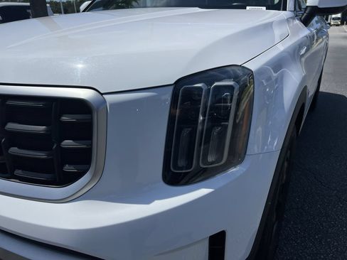 Used 2023 Kia Telluride S FWD image 6