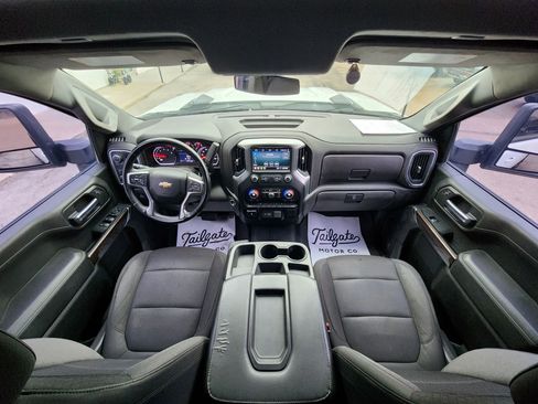 Used 2023 Chevrolet Silverado 2500 LT w/ Convenience Package image 17