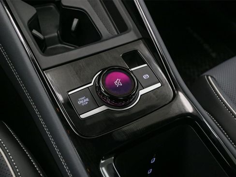 New 2026 Volkswagen Tiguan SEL R-Line image 23