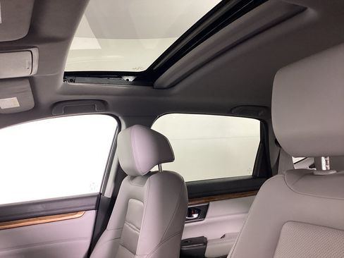 Used 2020 Honda CR-V Touring image 29