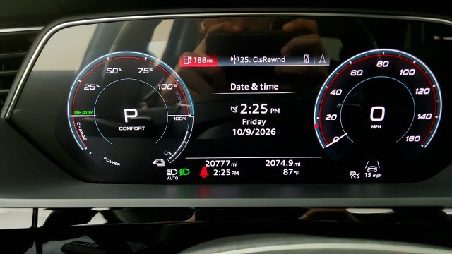 Used 2024 Audi Q8 e-tron Premium AWD/4WD image 55