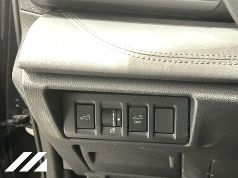 Used 2023 Subaru Outback Touring XT image 10